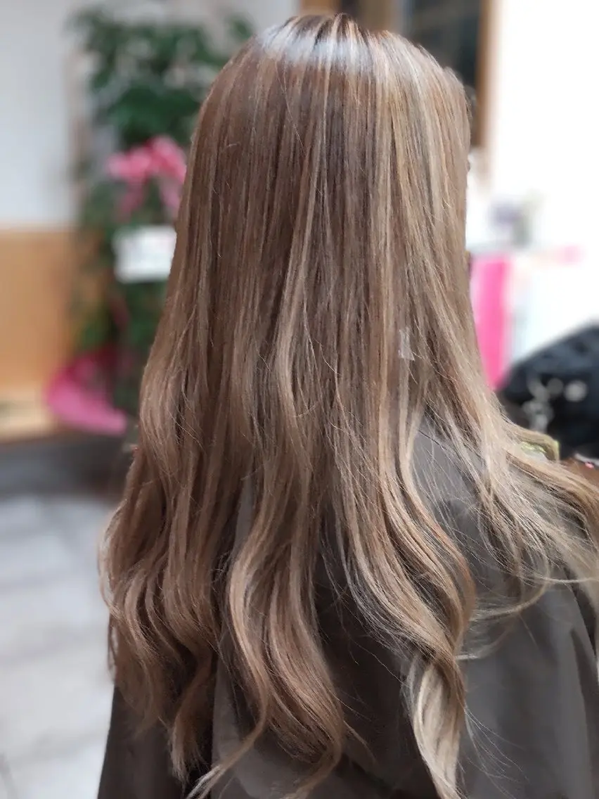 ヘアカラー（オシャレ染or白髪染め）＋アマトラアフィアトリートメントの写真