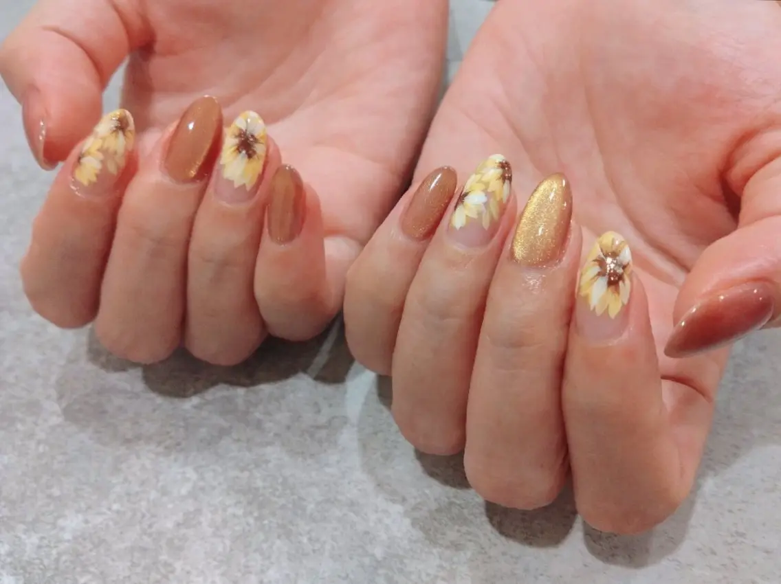 ネイル フットネイル nail -es-のネイルデザイン