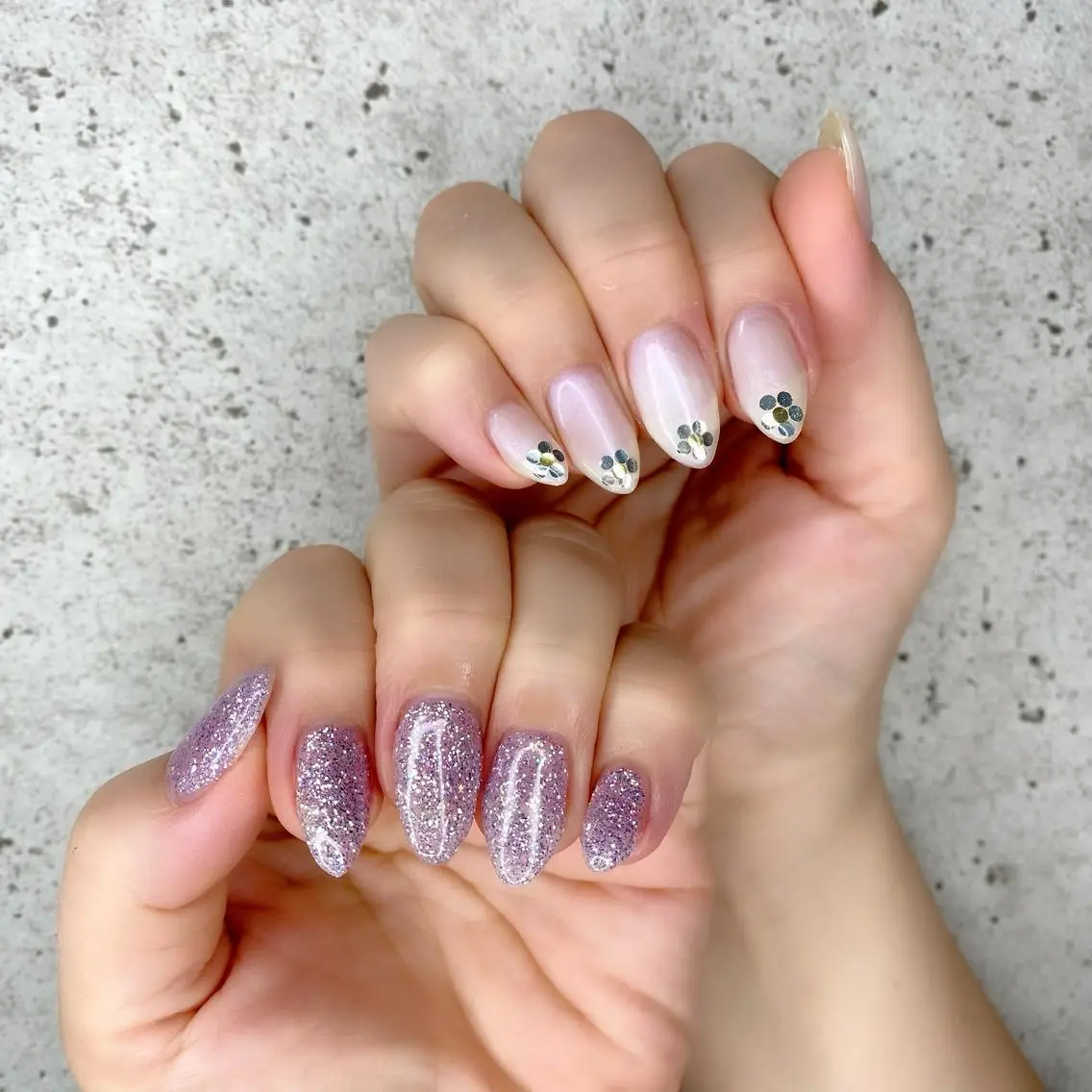 セミロング カラー パーマ ヘアアレンジ メンズ キッズ ネイル マツエク・マツパ ラベンダーカラー パープルカラー フラワーネイル パープル ハンドネイル Salon Ｋのネイルデザイン