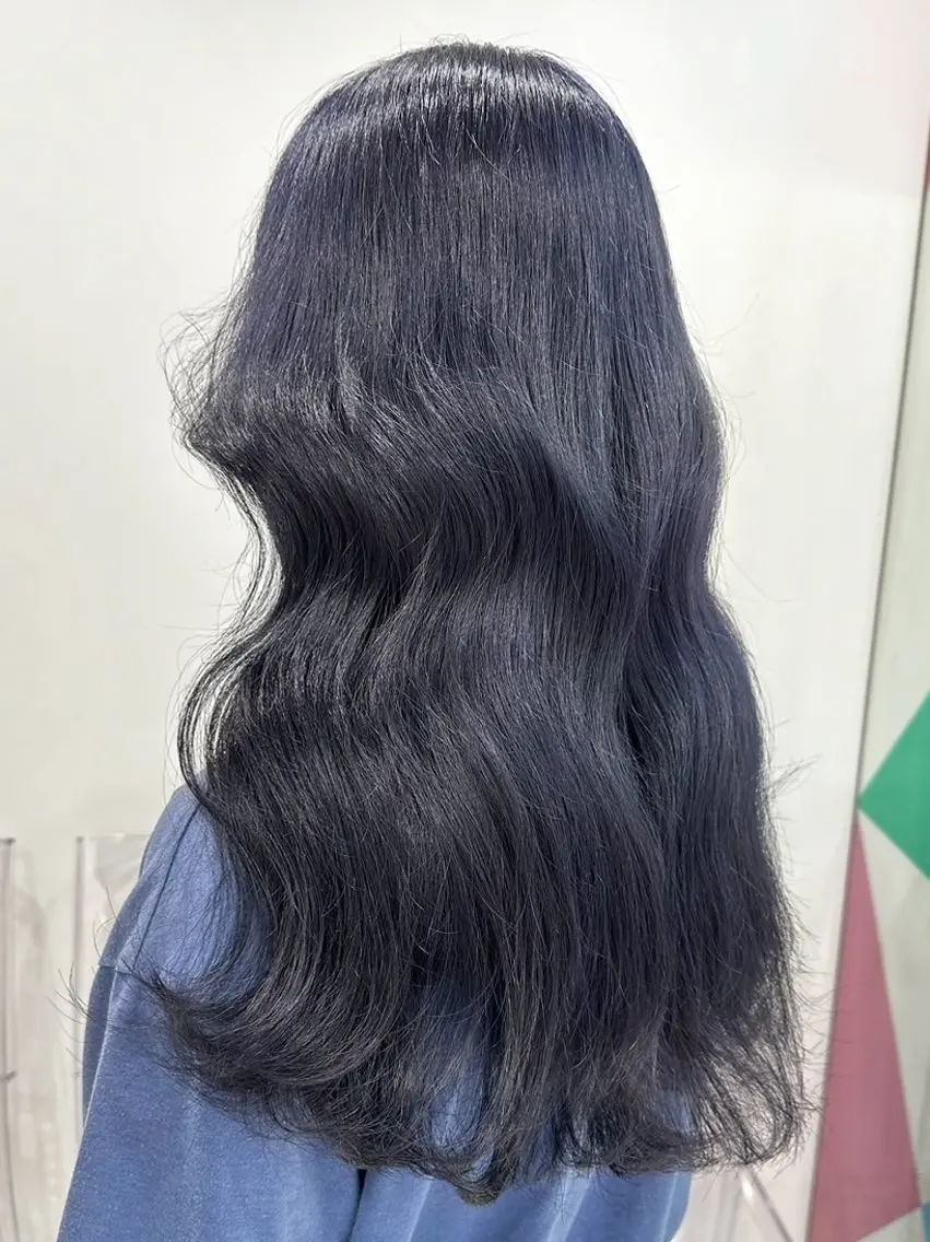 ロング カラー ヘアアレンジ ヘアカラー 艶カラー/ハイトーン /レイヤーカットのヘアスタイル