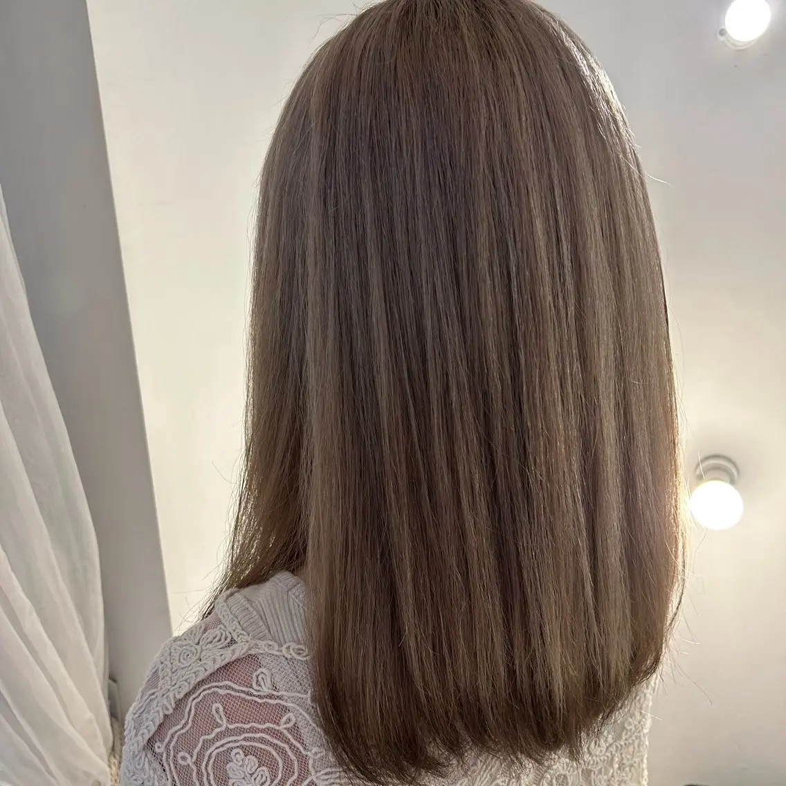 ロング カラー ハイトーンカラー Miu Otaのヘアスタイル