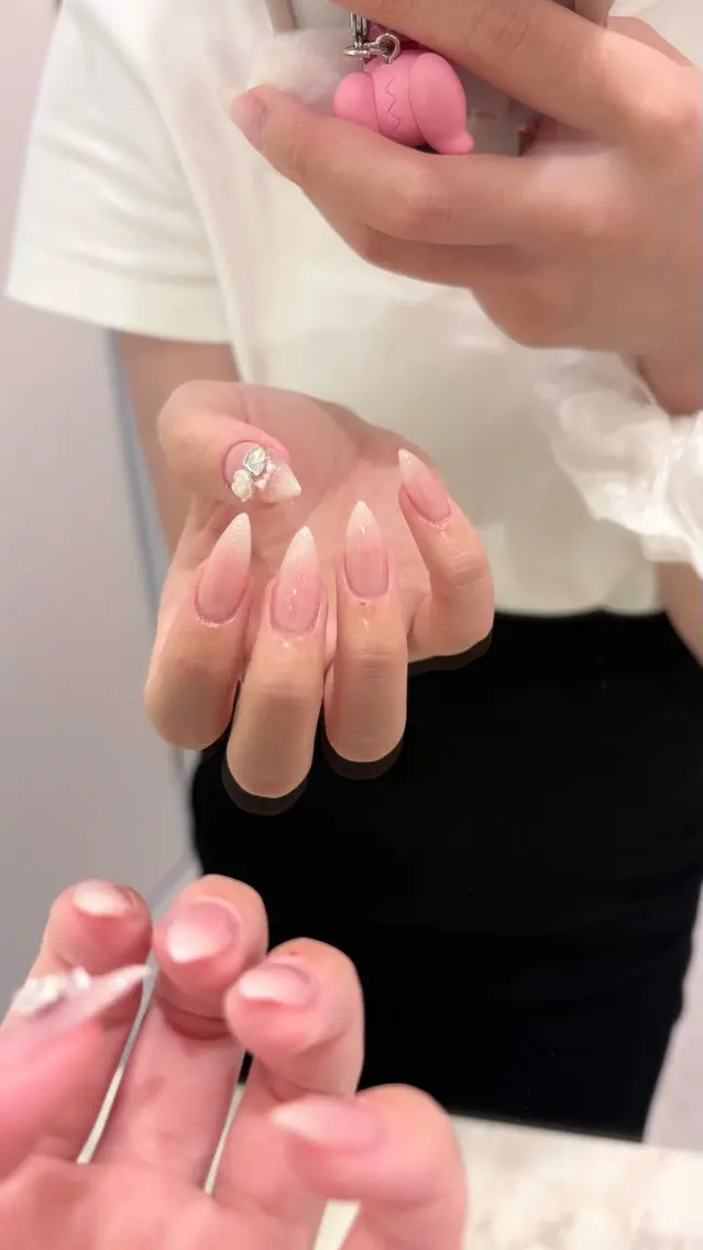 ネイル ハンドネイル Luo kanadeのネイルデザイン