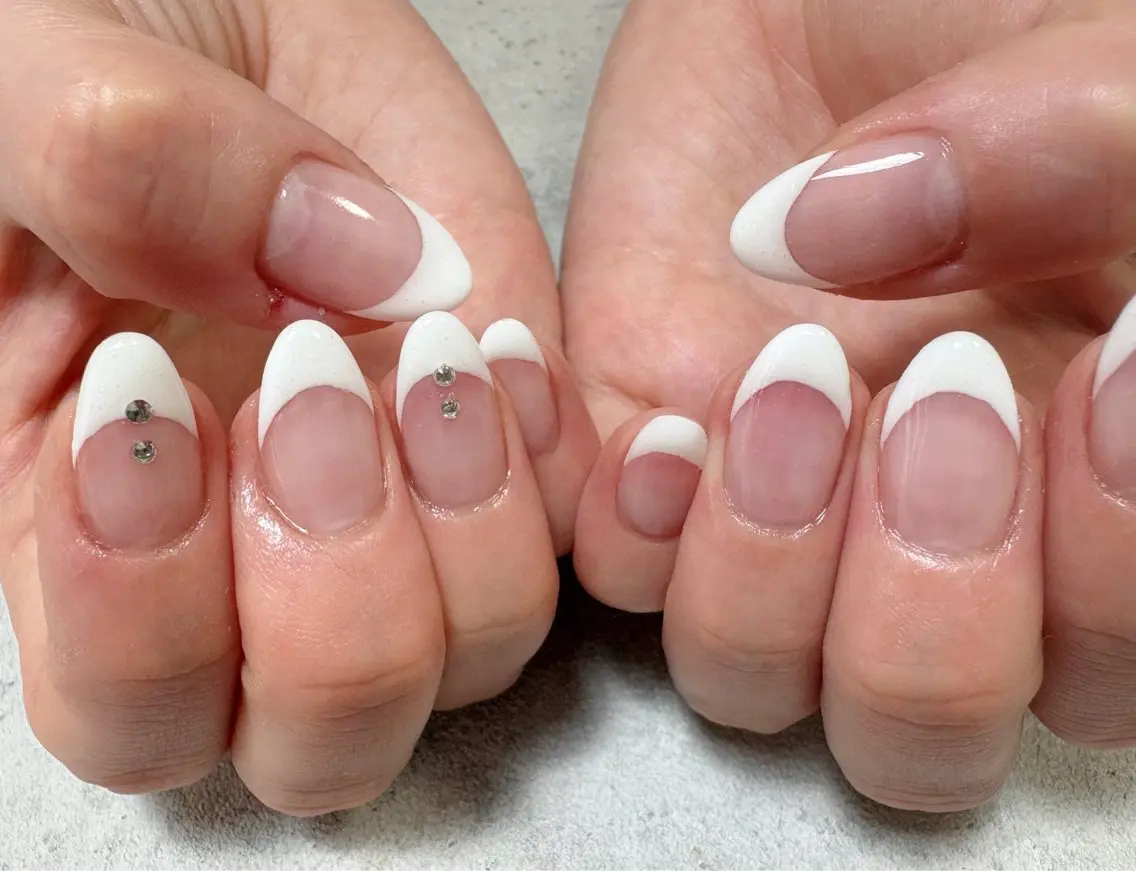 ネイル フレンチネイル gypso.267 🌷SETO🌷のネイルデザイン