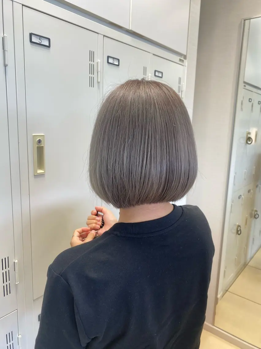 ミディアム カラー シルバー カット ヘアカラー 透明感カラー/ 松井克樹のヘアスタイル