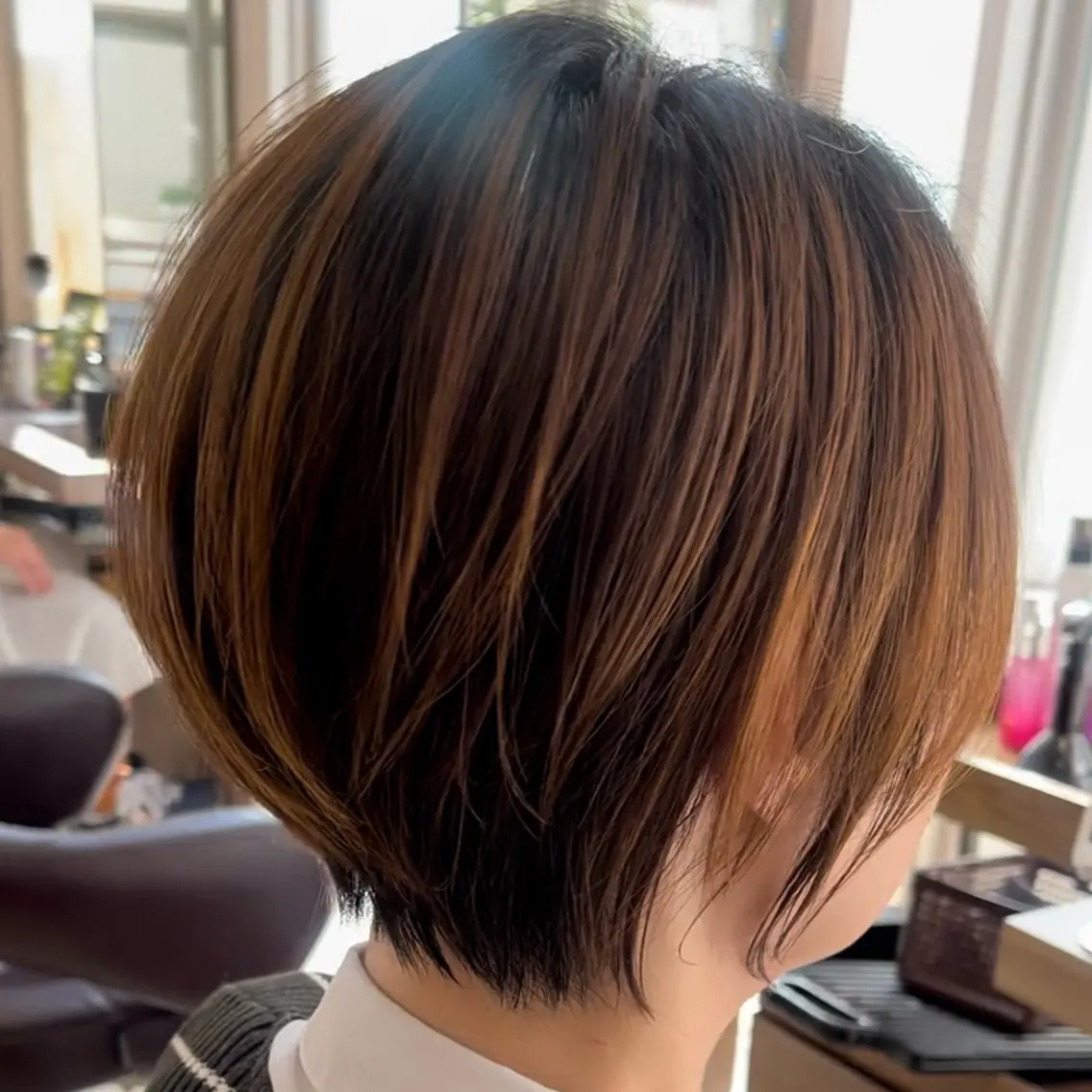 平日限定🌼伸びてきても目立たない【ショート・ショートボブ・切りっぱなしボブ+白髪ぼかしハイライト】🌼180~210分の写真