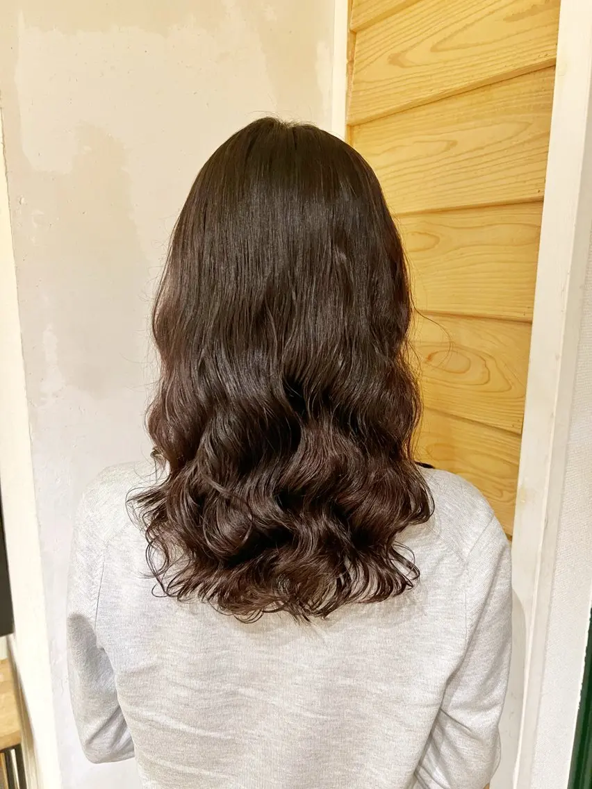 セミロング セミロングパーマ カット パーマ トリートメント コテ巻き風パーマ サトウタケル 表参道のヘアスタイル