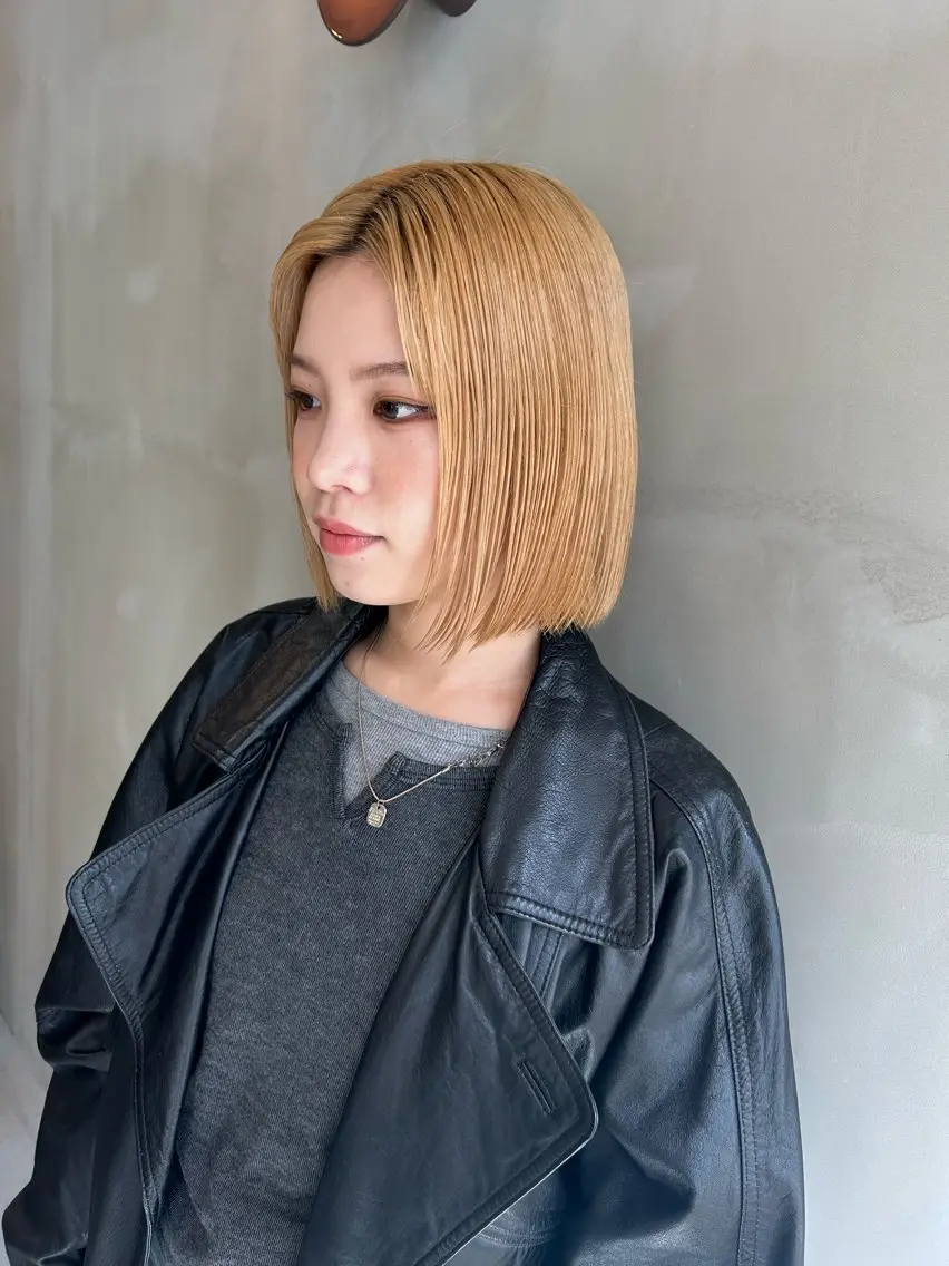 ミディアム ヘアカラー ハイトーン/ブリーチ 🧁soraのヘアスタイル
