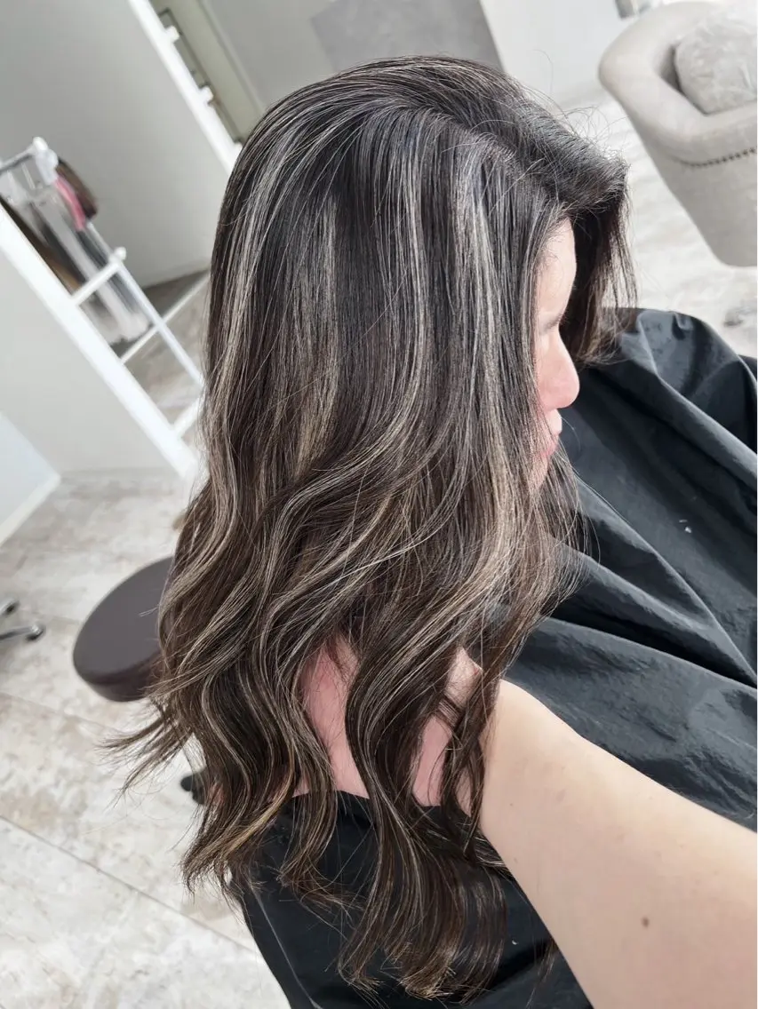 セミロング カラー ダークグレー ダークグレージュ グレージュ ハイライトカラー ハイライト 指名数No.1 /NAOYAのヘアスタイル