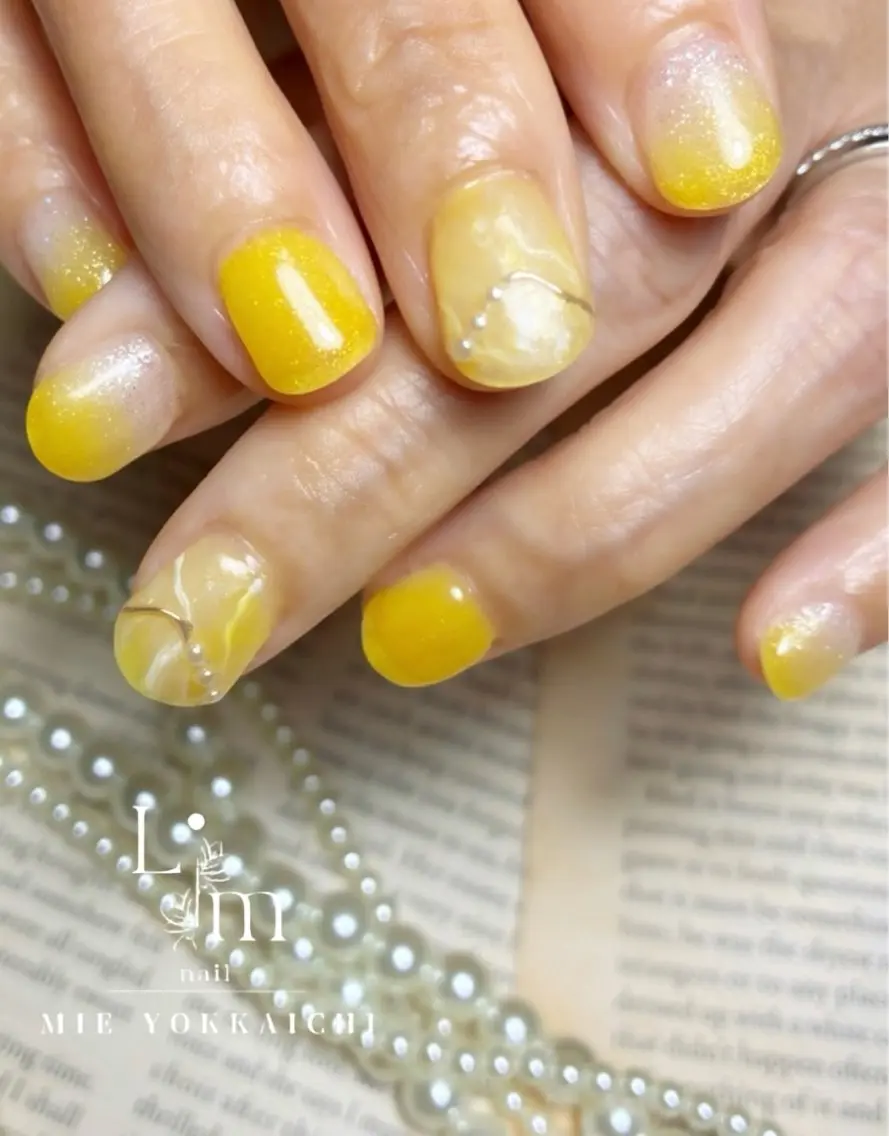 ネイル ショートネイル 黄色 Li.m nail リム ネイルのネイルデザイン