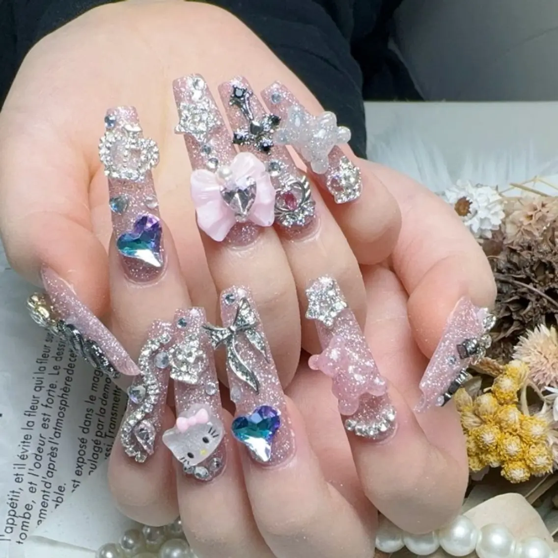 メンズ ネイル アートネイル フレンチネイル ジェルネイル キラキラネイル パラジェル ハンドネイル Bloom スカルプ専門店のネイルデザイン