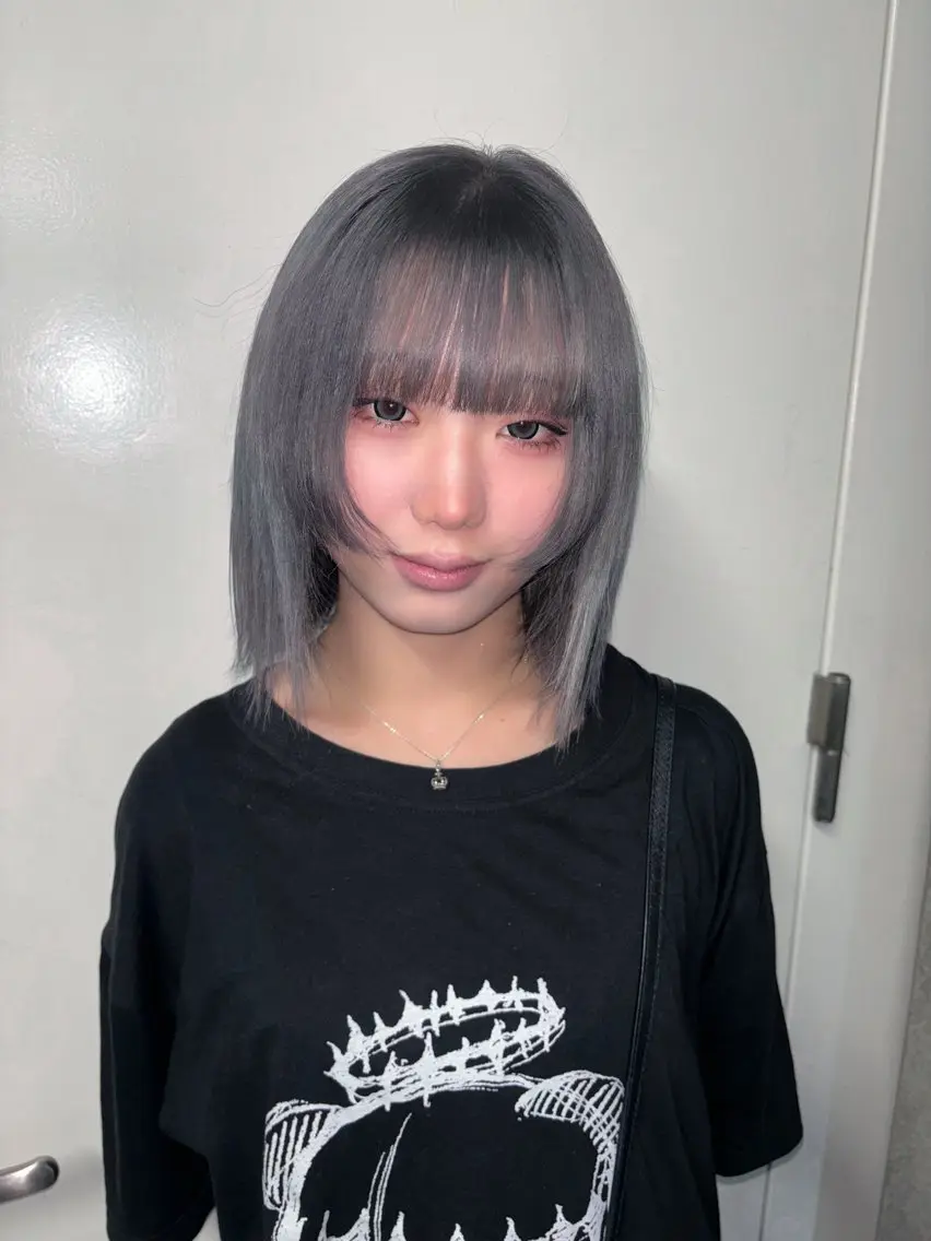 ミディアム カラー 💫miyu💫デザ インカラー/アレンジのヘアスタイル