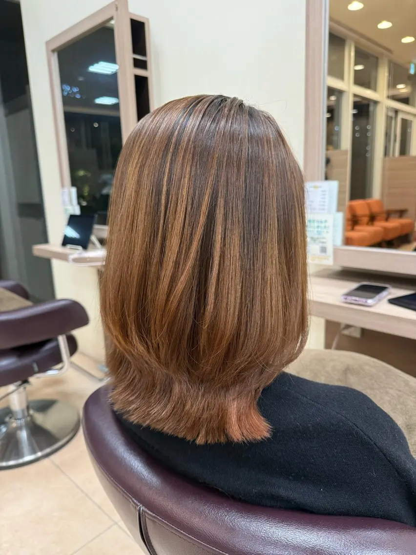 ロング くびれヘア レイヤーカット ウルフカット 茅根 紗加のヘアスタイル