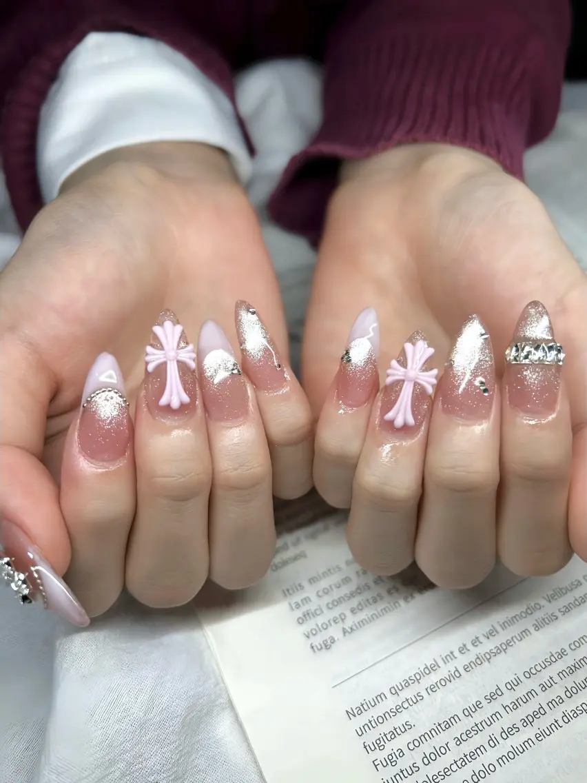 ネイル ハンドネイル 藤田 璃々のネイルデザイン