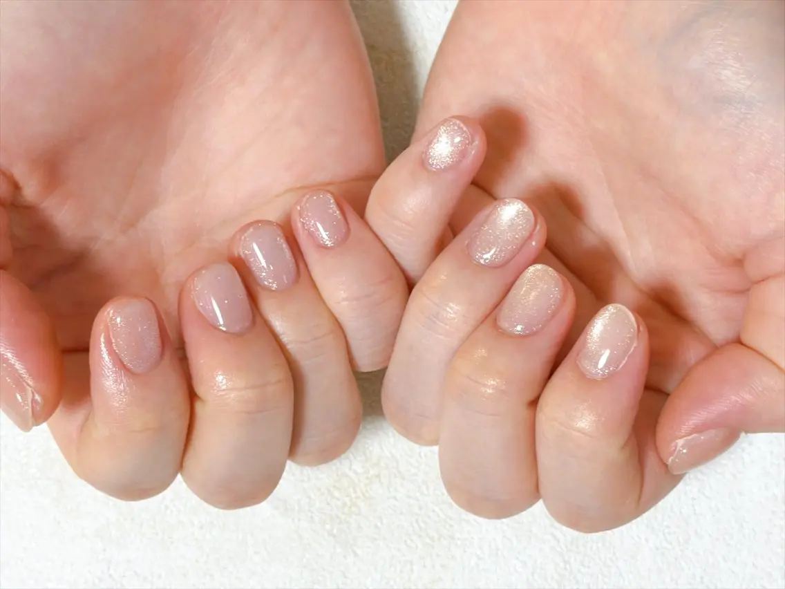 ネイル アニマル柄 オーロラネイル フットネイル フレンチネイル ジェルネイル ハンドネイル mogunail &blowのネイルデザイン