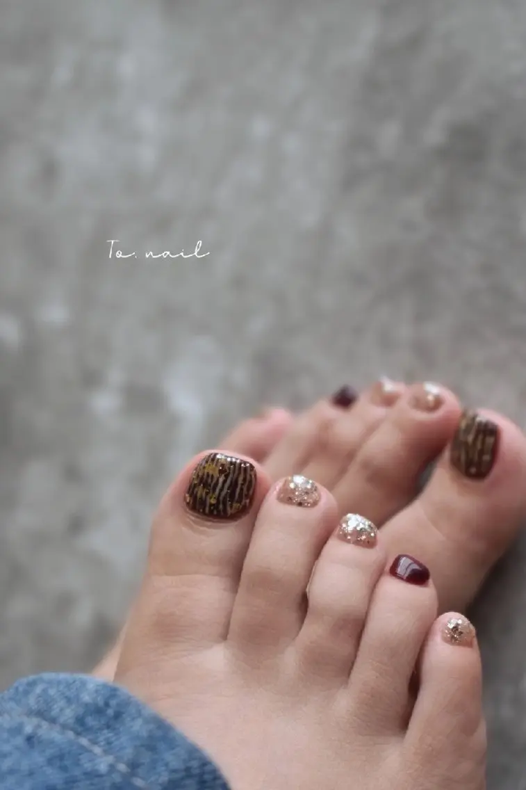 ネイル フットネイル To. nail （トゥ ネイル）のネイルデザイン