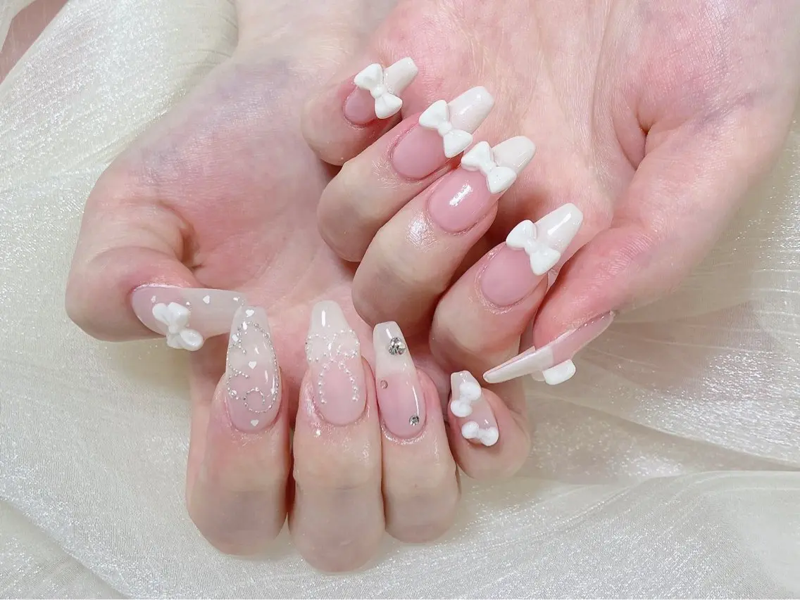 ネイル 持ち込み 林 麗欽のネイルデザイン