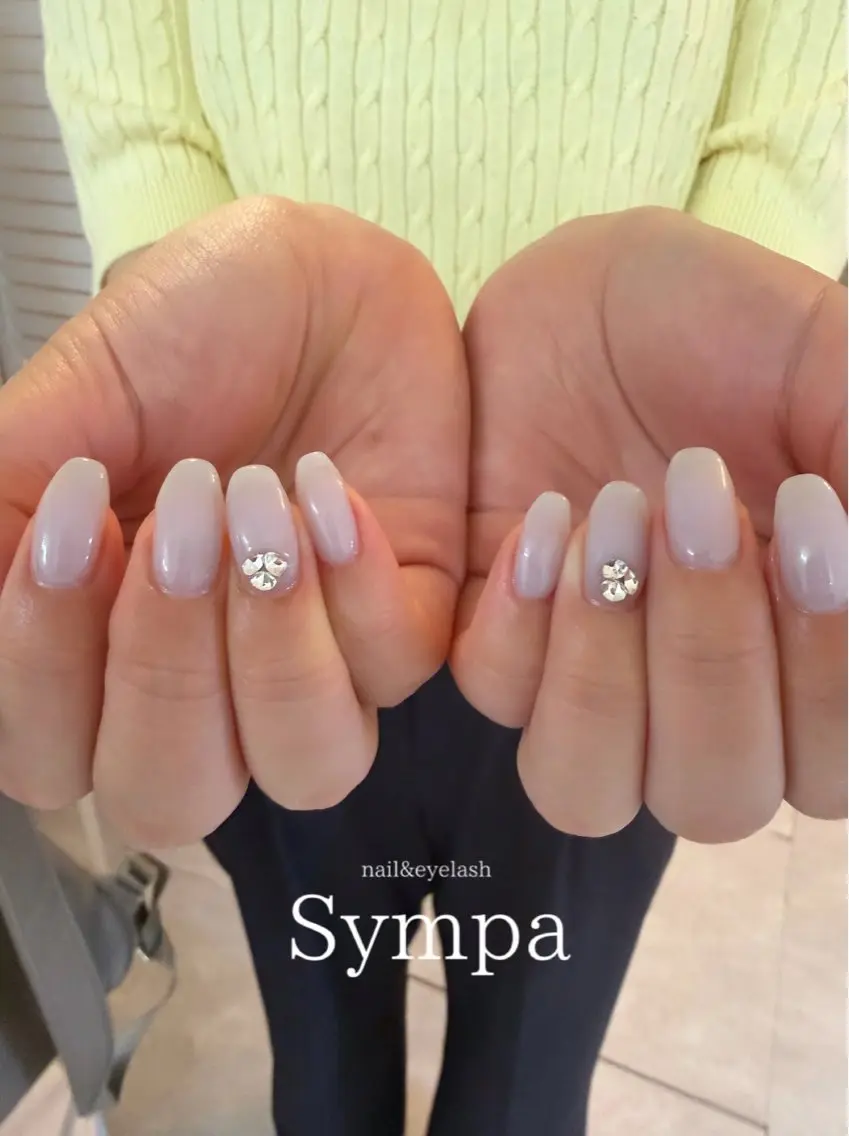 オフありワンカラーorラメグラ💅🏻の写真