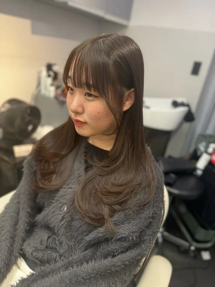 ロング カラー カット ヘアカラー トリートメント 顔まわりの神様✨ 透明感カラー藤嶋秀幸のヘアスタイル