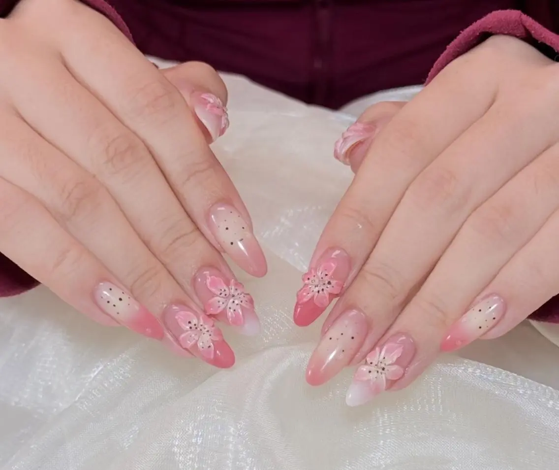 ネイル ハンドネイル エリ🫧 nail池袋東口のネイルデザイン