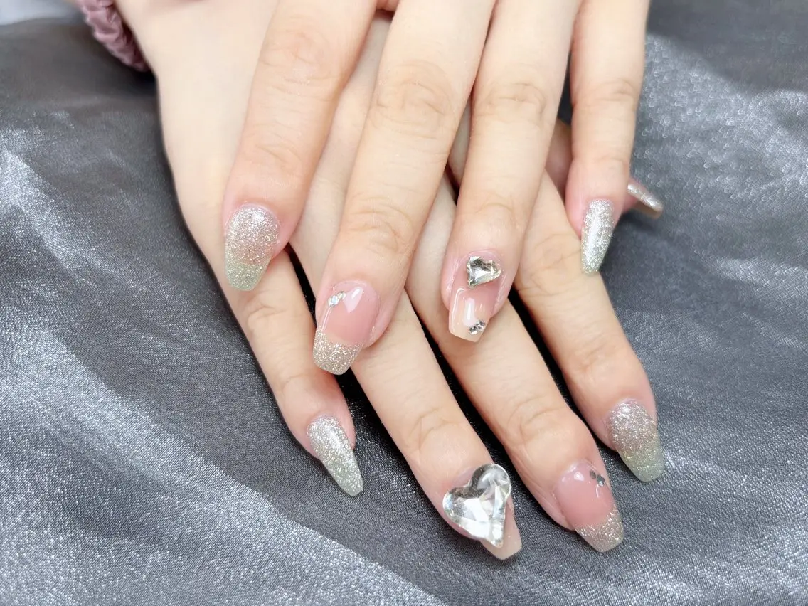 ネイル ハンドネイル ハンドケア H3 Nail Tsuki🦋💙のネイルデザイン