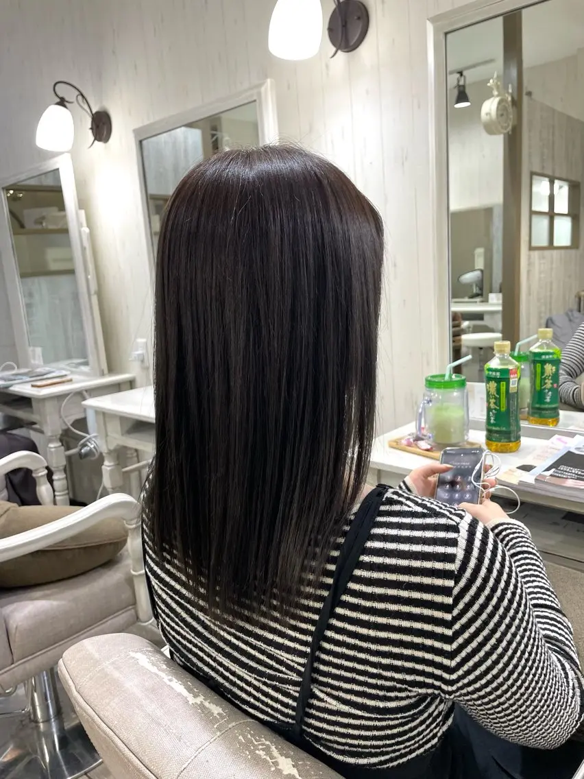 セミロング ネモトメイナ🌿 今月末で退職しますのヘアスタイル