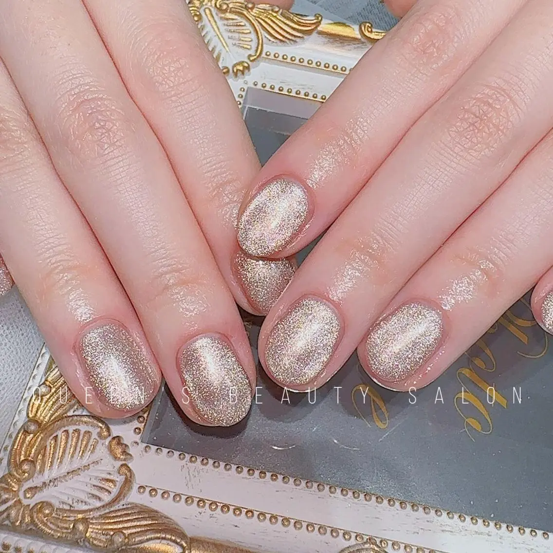 ネイル ハンドネイル Queens マオのネイルデザイン