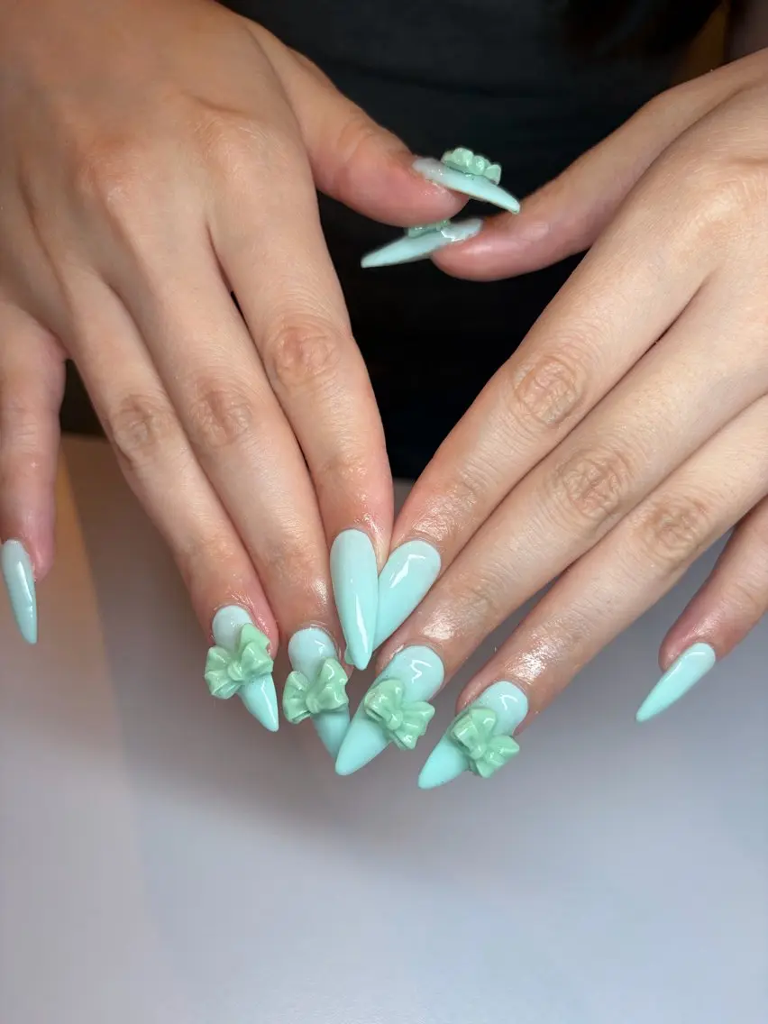 ネイル グリーン ハンドネイル ayumi‪‪❤︎‬ Betty Nailのネイルデザイン