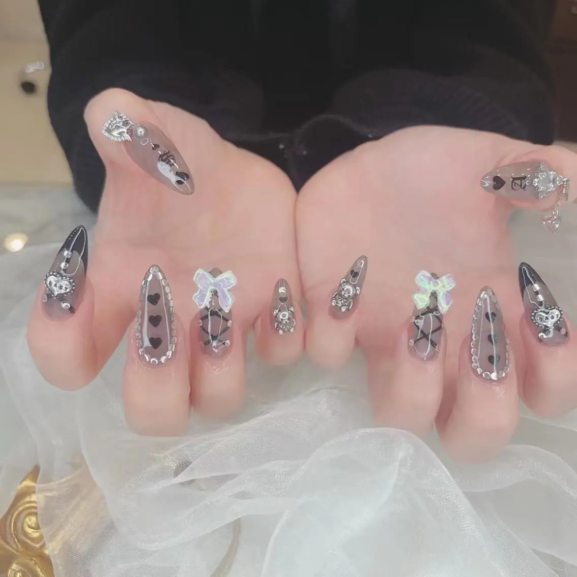ネイル リボン Babarla nailのネイルデザイン