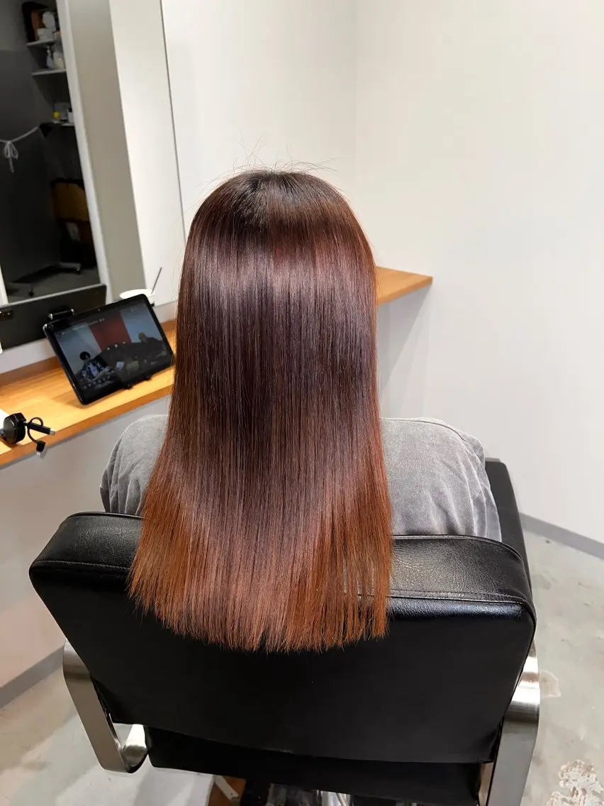 セミロング カット 縮毛矯正 トリートメント omaリュウガ/縮毛 矯正/透明感カラーのヘアスタイル