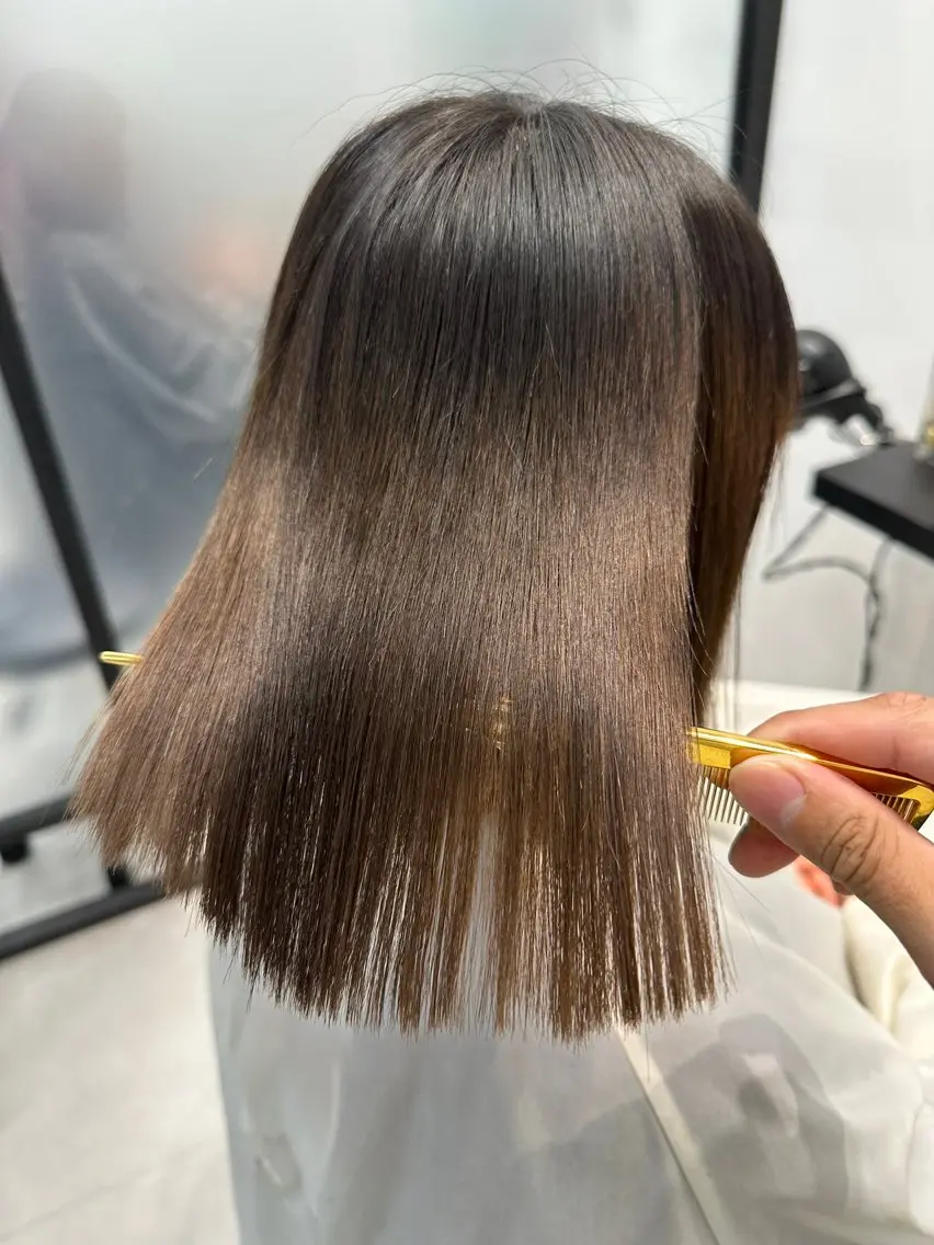 ミディアム 縮毛矯正 【髪質改善の専門店】 🫧鷹司郎のヘアスタイル
