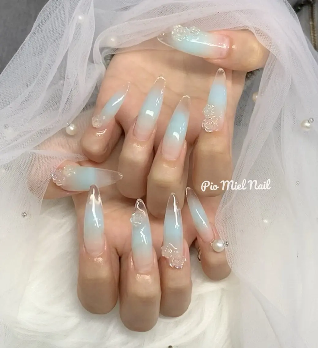 ミディアム 韓国風ヘア Pio Mielのネイルデザイン