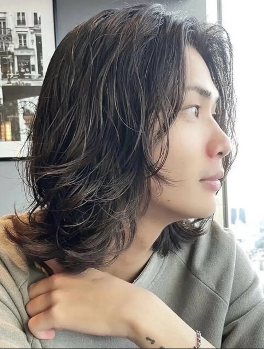 パーマ メンズ 白井 世那のヘアスタイル