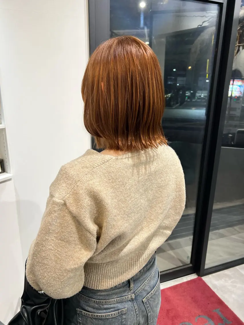 ミディアム カラー ボブレイヤー オレンジ ボブ レイヤーカット カット ヘアカラー トリートメント 黒阪 なみのヘアスタイル