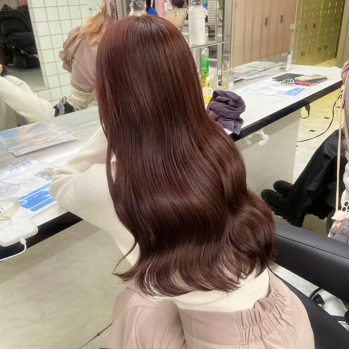 ロング カラー ヘアアレンジ 韓国レイヤー&ピンク 艶髪🩶maikoのヘアスタイル