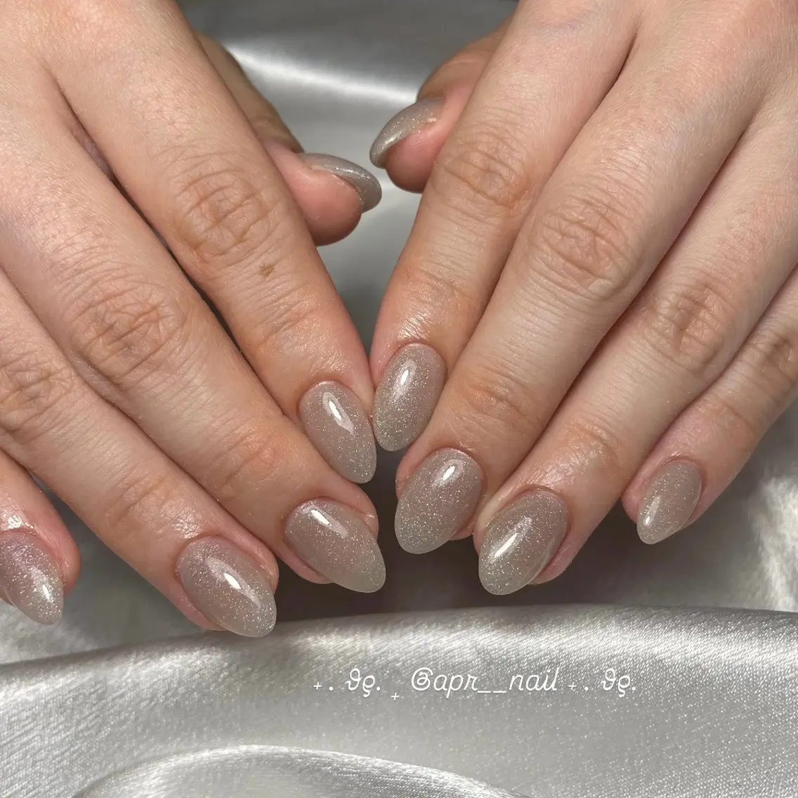 ネイル キラキラネイル オフィスネイル Nailsalon apricotのネイルデザイン