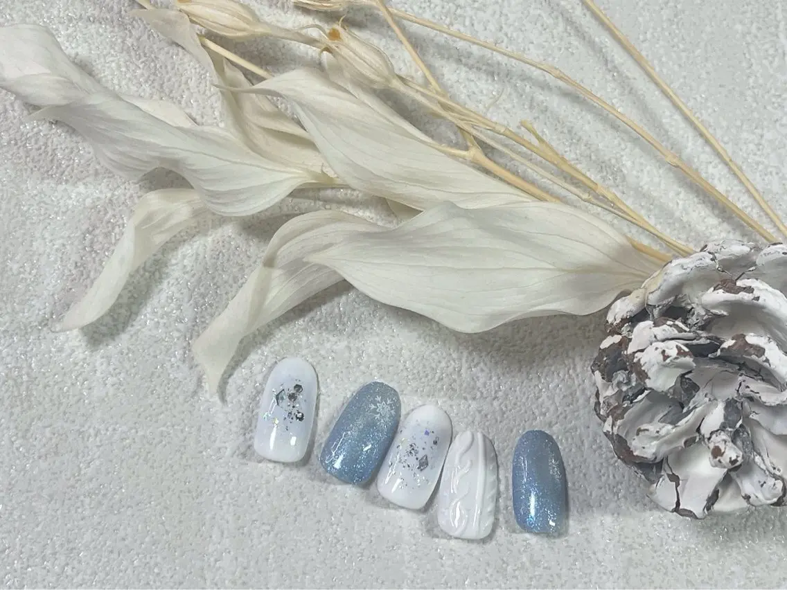 ネイル オーロラネイル フットネイル フレンチネイル ジェルネイル マグネットネイル ハンドネイル kiki nail &brow二子玉川のネイルデザイン