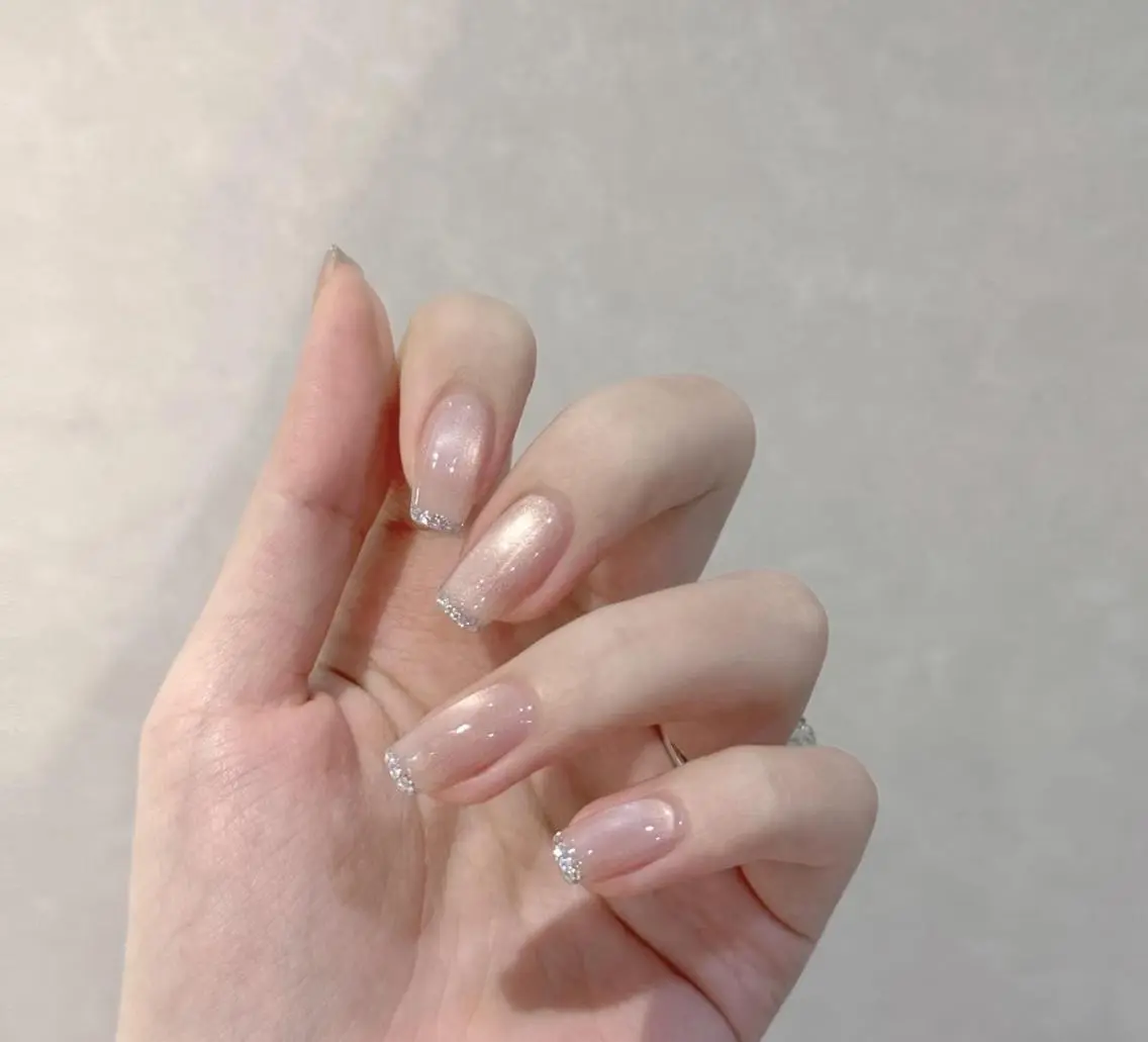 ネイル チークネイル フットネイル キラキラネイル マグネットネイル ニュアンスネイル ハンドネイル ハンドケア H&B ヨウのネイルデザイン
