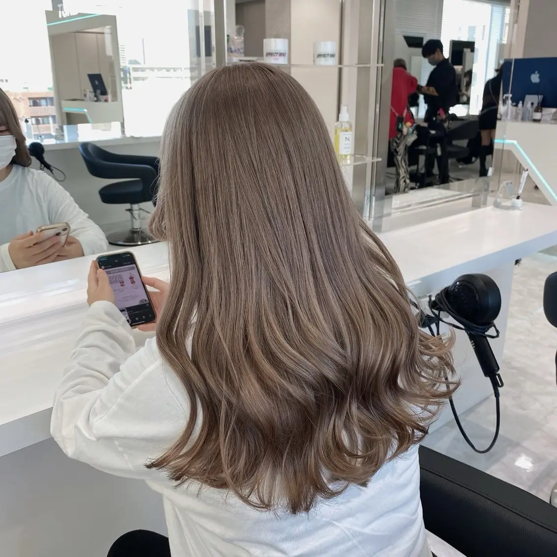 ロング カラー ヘアカラー トリートメント 赤み消し透明感🩶 銀座Ryota🩶のヘアスタイル