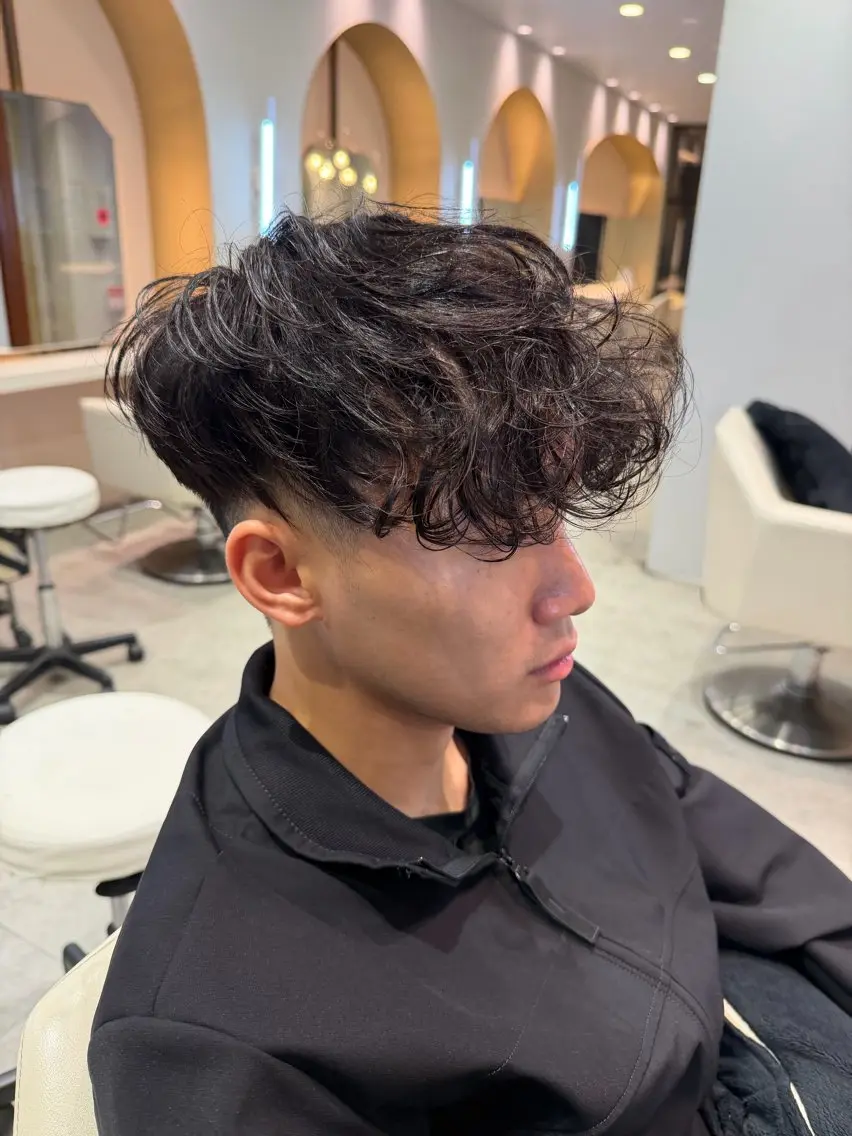 ショート 金安 かんたのヘアスタイル