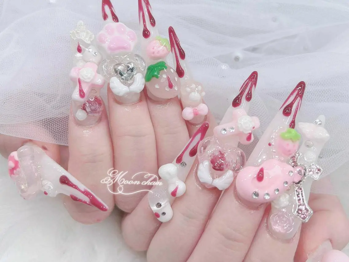 ネイル 長さ出し キラキラネイル 韓国ネイル ロングネイル マグネットネイル ハンドネイル ハンドケア Yuki🌸 nailのネイルデザイン