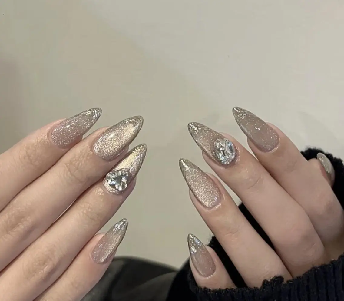 ネイル ハンドネイル Pure&Rich Nailのネイルデザイン