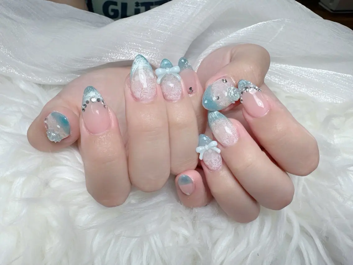 ネイル ブルー フットネイル フレンチネイル 韓国ネイル マグネットネイル ハンドネイル ハンドケア Hara Nail 【持ち込みOK】のネイルデザイン