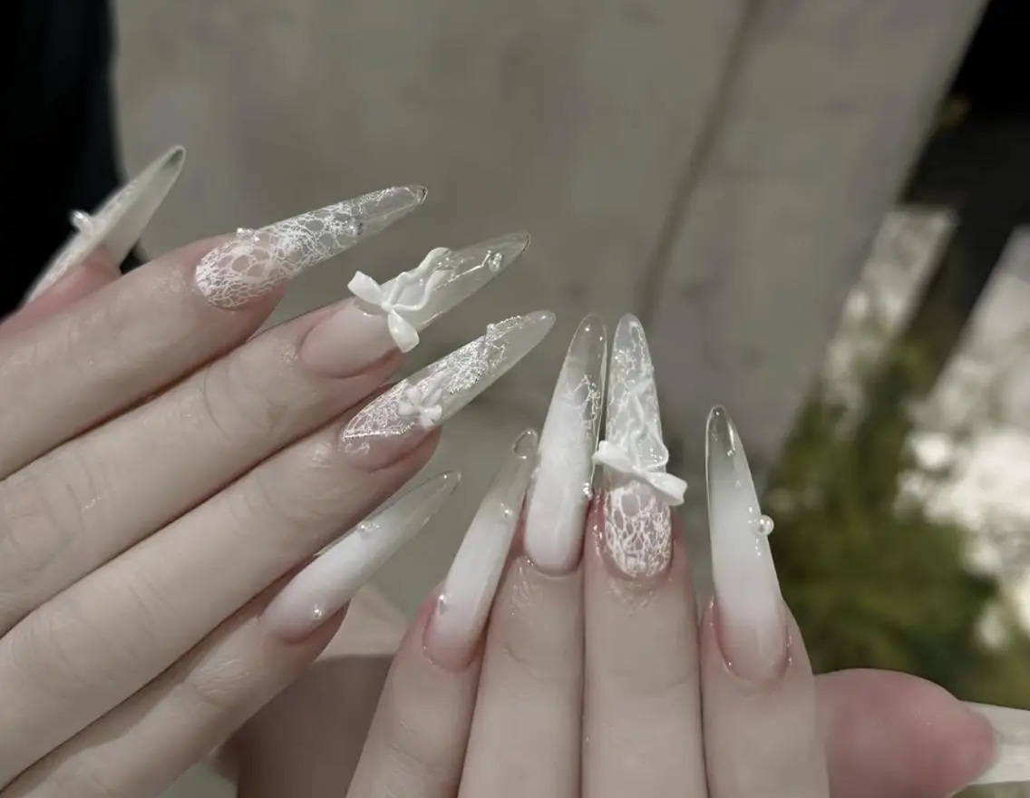 ネイル メンズ メンズ韓国風 アートネイル オーロラネイル チークネイル 長さ出し ハンドネイル ハンドケア 🦋new Nail🦋ニノのネイルデザイン