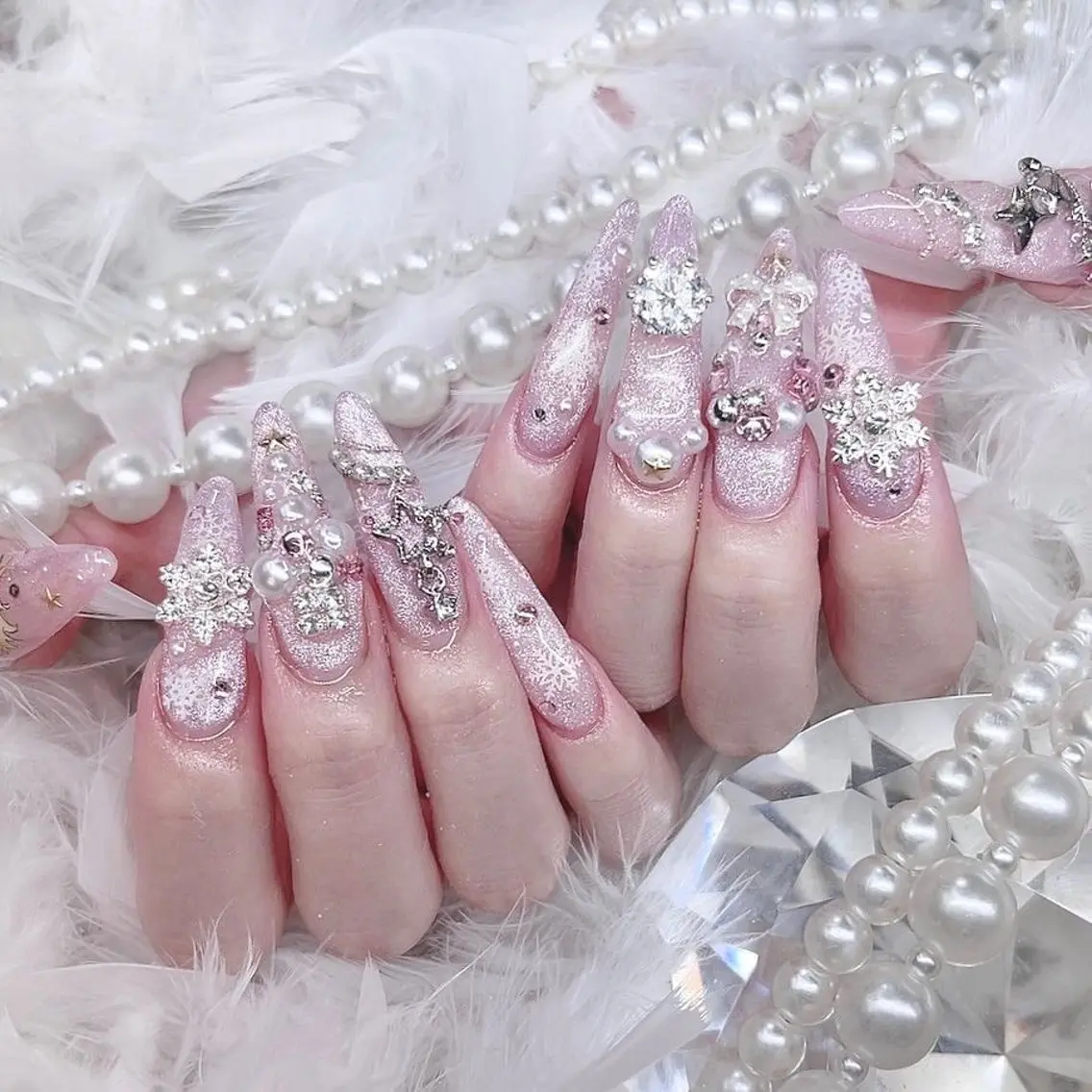 ネイル ジェルネイル グラデーション キラキラネイル 韓国ネイル ラメ(グリッター) ハンドネイル kana nailのネイルデザイン