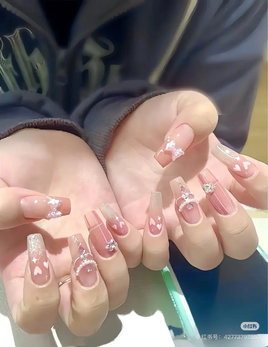ネイル 成人式 ロングネイル マグネットネイル 大理石ネイル(マーブル) リボン ハンドネイル MoMoA Nail ネイル長さ出し専門店のネイルデザイン
