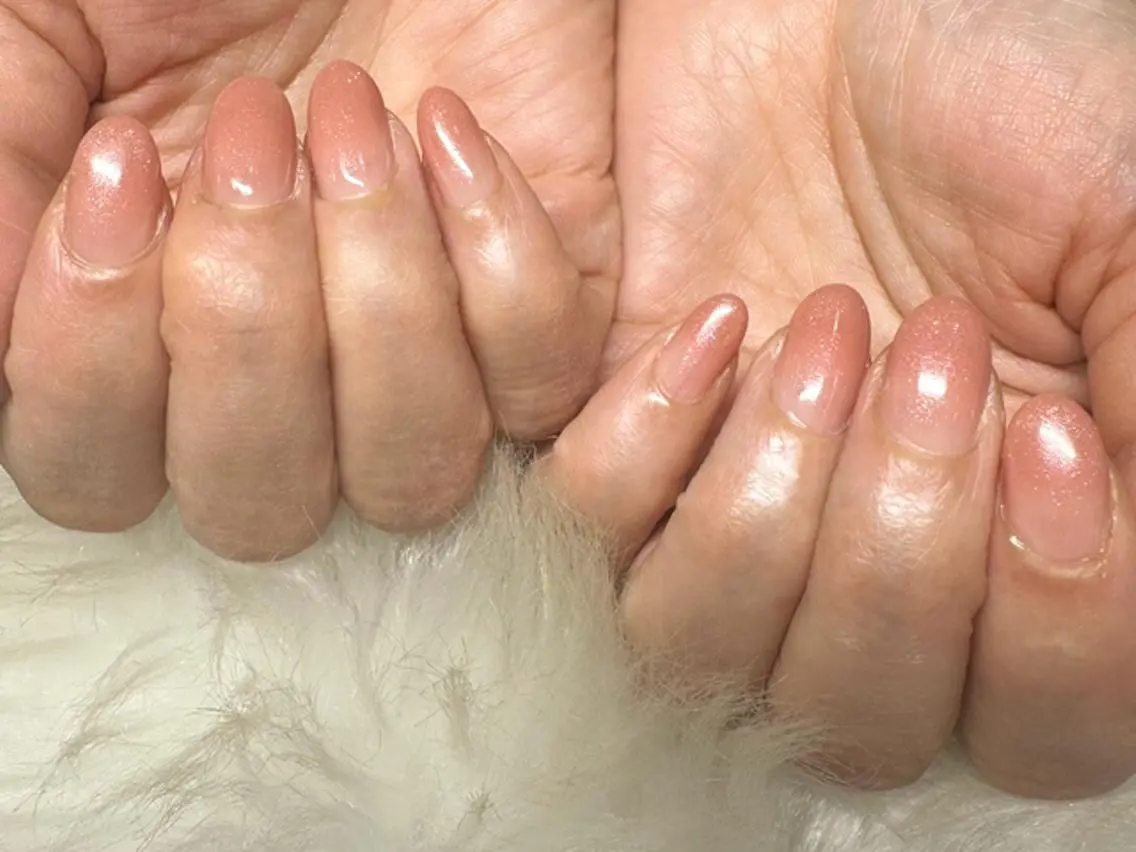 ネイル グラデーション ハンドネイル Yuika. hのネイルデザイン