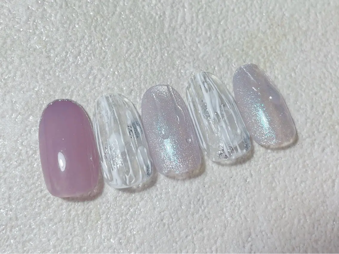ネイル オーロラネイル フットネイル フレンチネイル ジェルネイル マグネットネイル ハンドネイル mogunail &blowのネイルデザイン