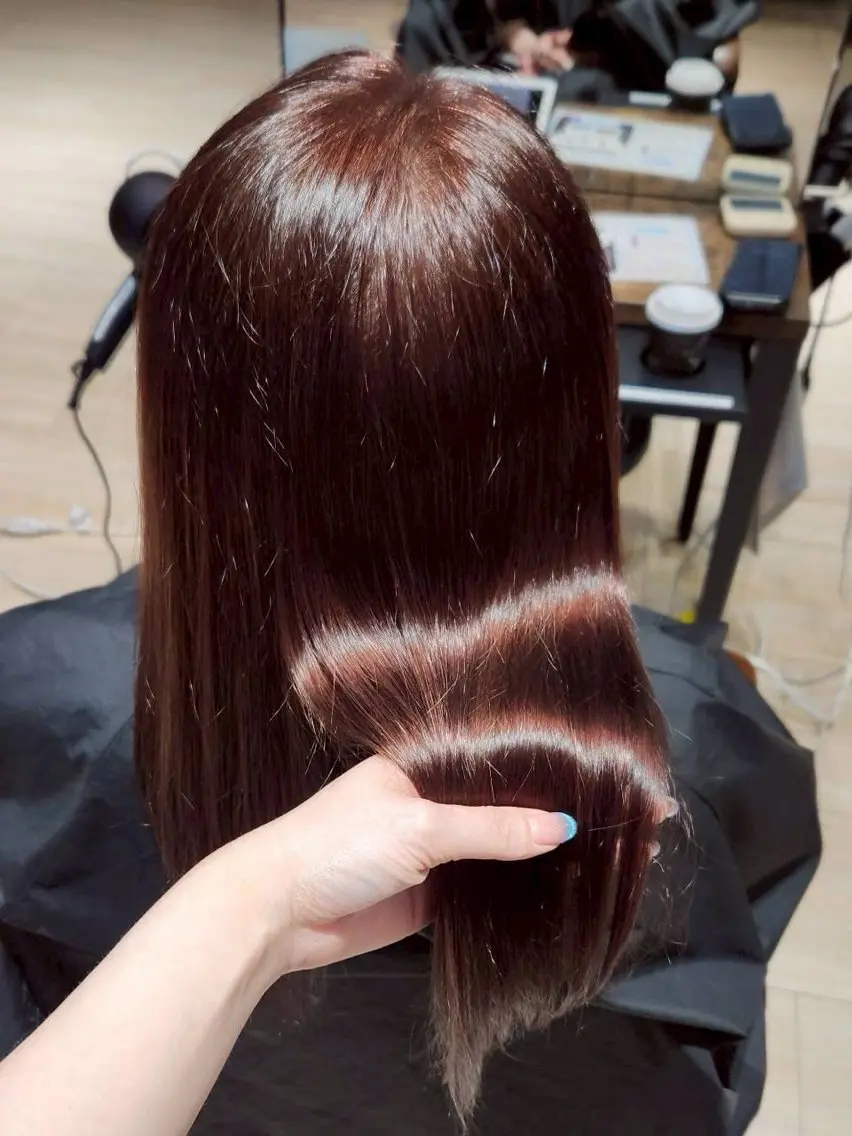 ロング トリートメント 宮原 春希のヘアスタイル