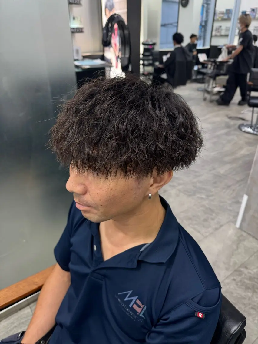 パーマ メンズ メンズパーマ カット パーマ メンズヘア カット、パーマ特化のヘアスタイル