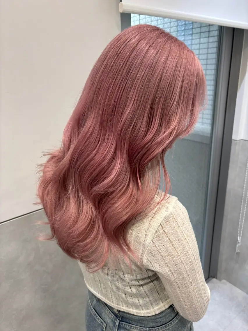 ロング ヘアカラー 友人Yuto ブリーチ特化美容師のヘアスタイル